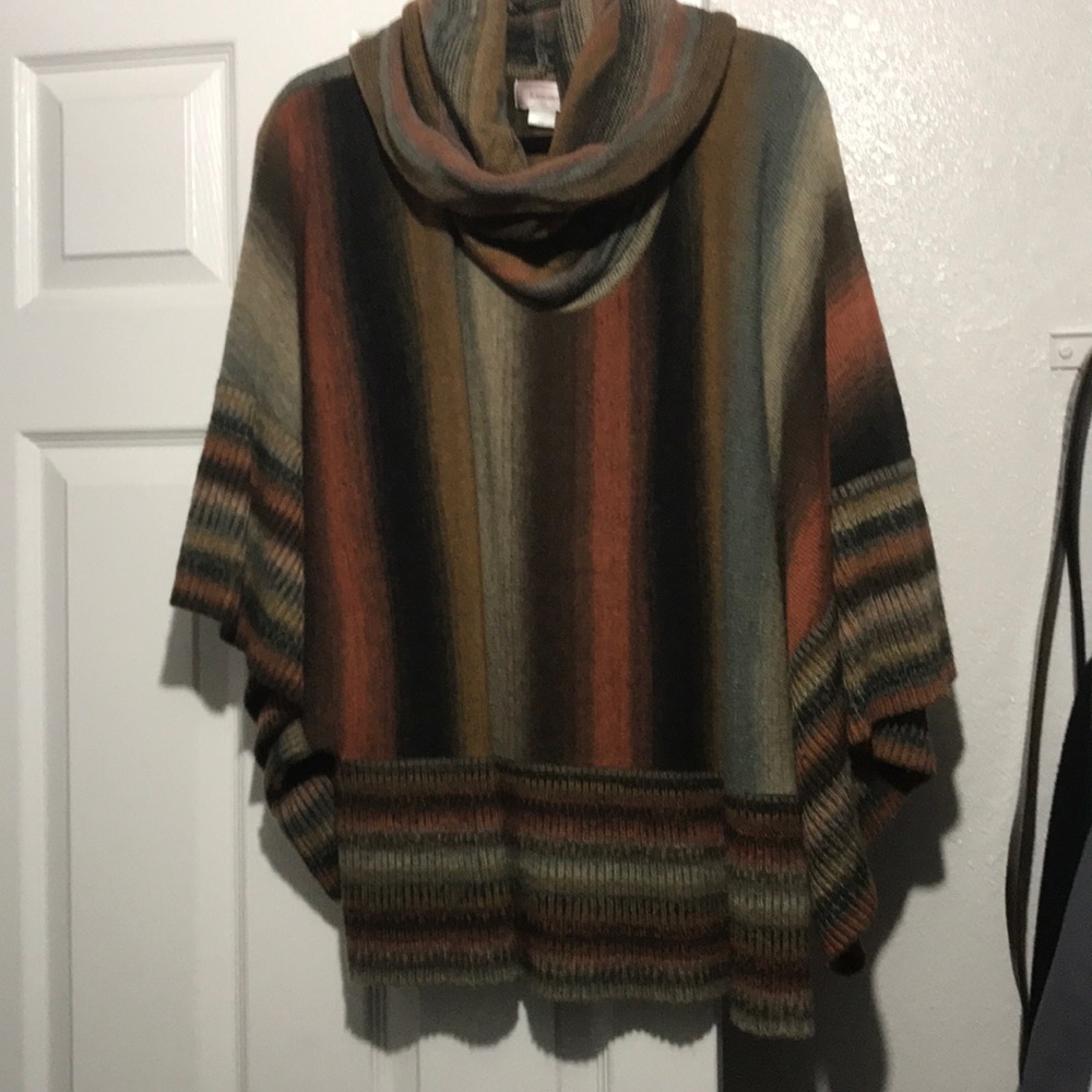 Batwing crowl neck pullover sweater